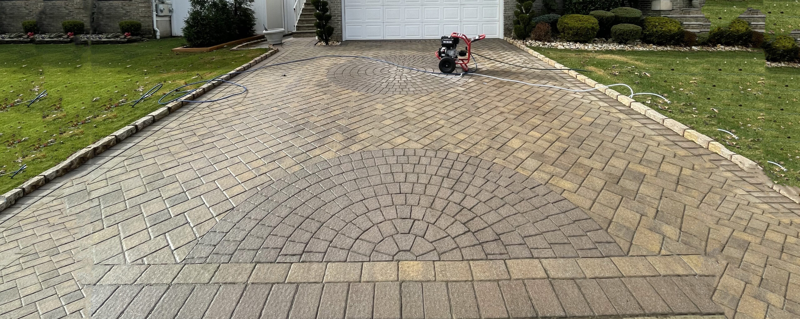 Residential-Driveway-Cleaning-After